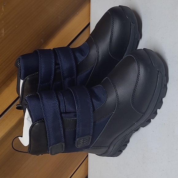 New! All in Motion Kids Warmest Thermal Winter Water Resistant Boots Blue, 3 - Picture 1 of 6